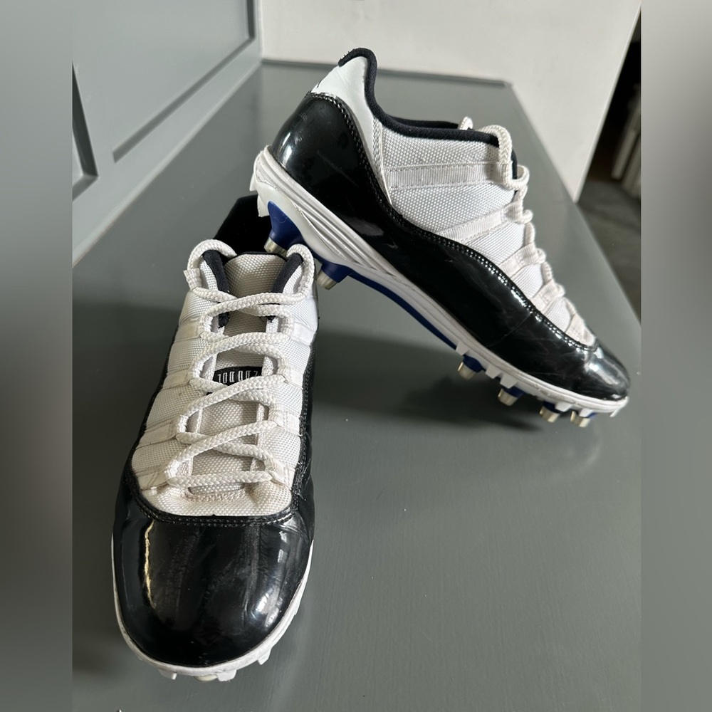 🖤💙 JORDAN 11 Retro Low Cleats in Concord, MENS SIZE 10 💙🖤